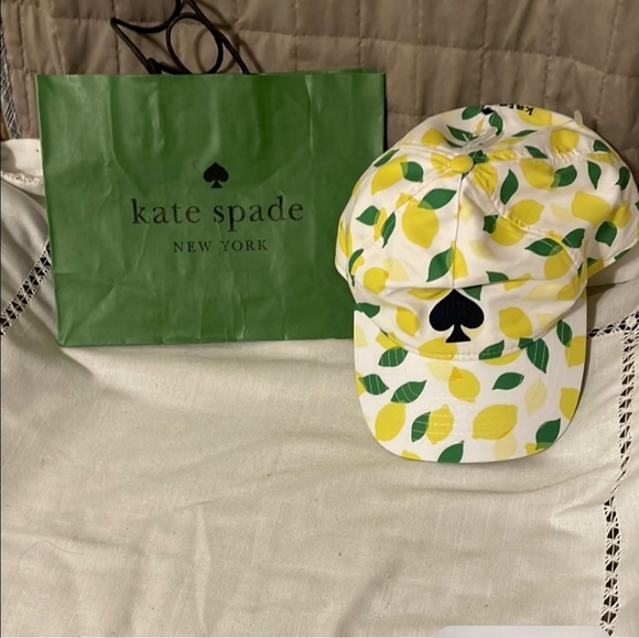 Kate Spade Lemon Print Hat NWT - Picture 1 of 9